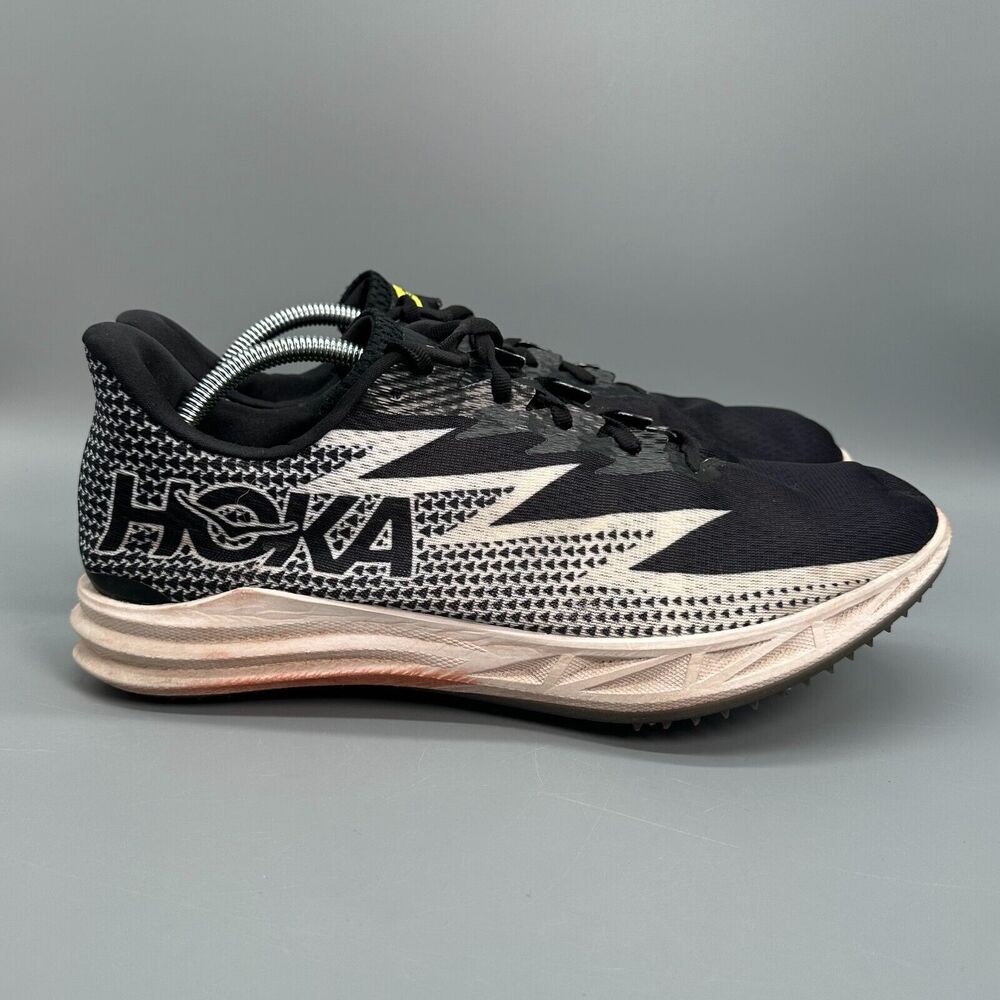 Hoka One One U Crescendo MD Men's 12 Black White Low Top Athletic Running Spikes